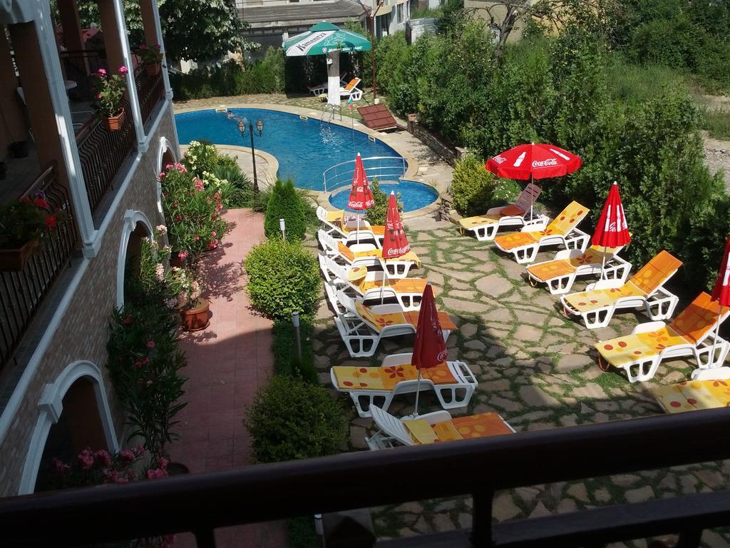Byala Perla Family Hotel エクステリア 写真