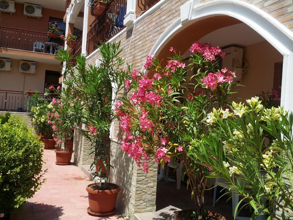 Byala Perla Family Hotel エクステリア 写真